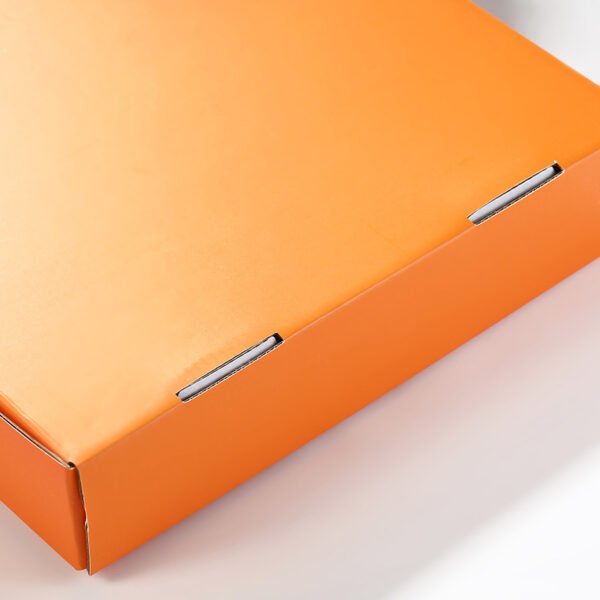Customized Clothing Mailer Box - Image 4