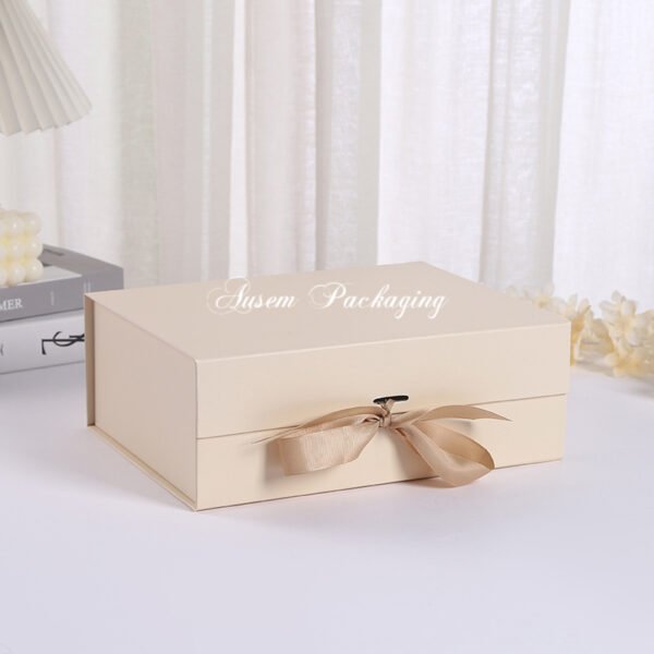 Magnetic Foldable Gift Box - Image 5